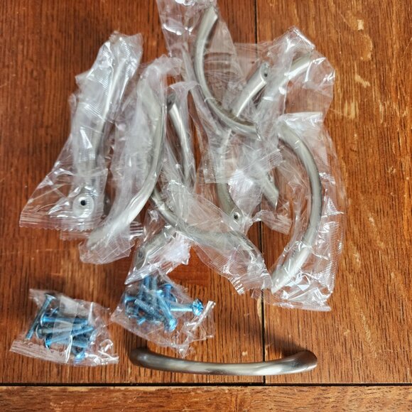 Liberty Tapered Bow Pull-Satin Nickel 3 3/4in-10 pack - Picture 4 of 7